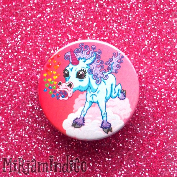 Multihearted Yawn rintanappi 38mm